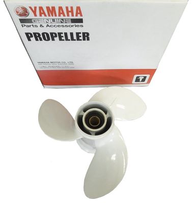 Гребной винт Yamaha 6G1-45941-00-00 3x8-1/2x8 для моторов 6C-8C, F8, F9.9F/J