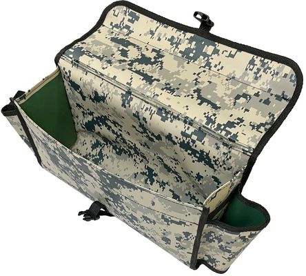 Отсеки в бортовой сумке желто-пиксельного цвета размером 40 x 20 x 12 см